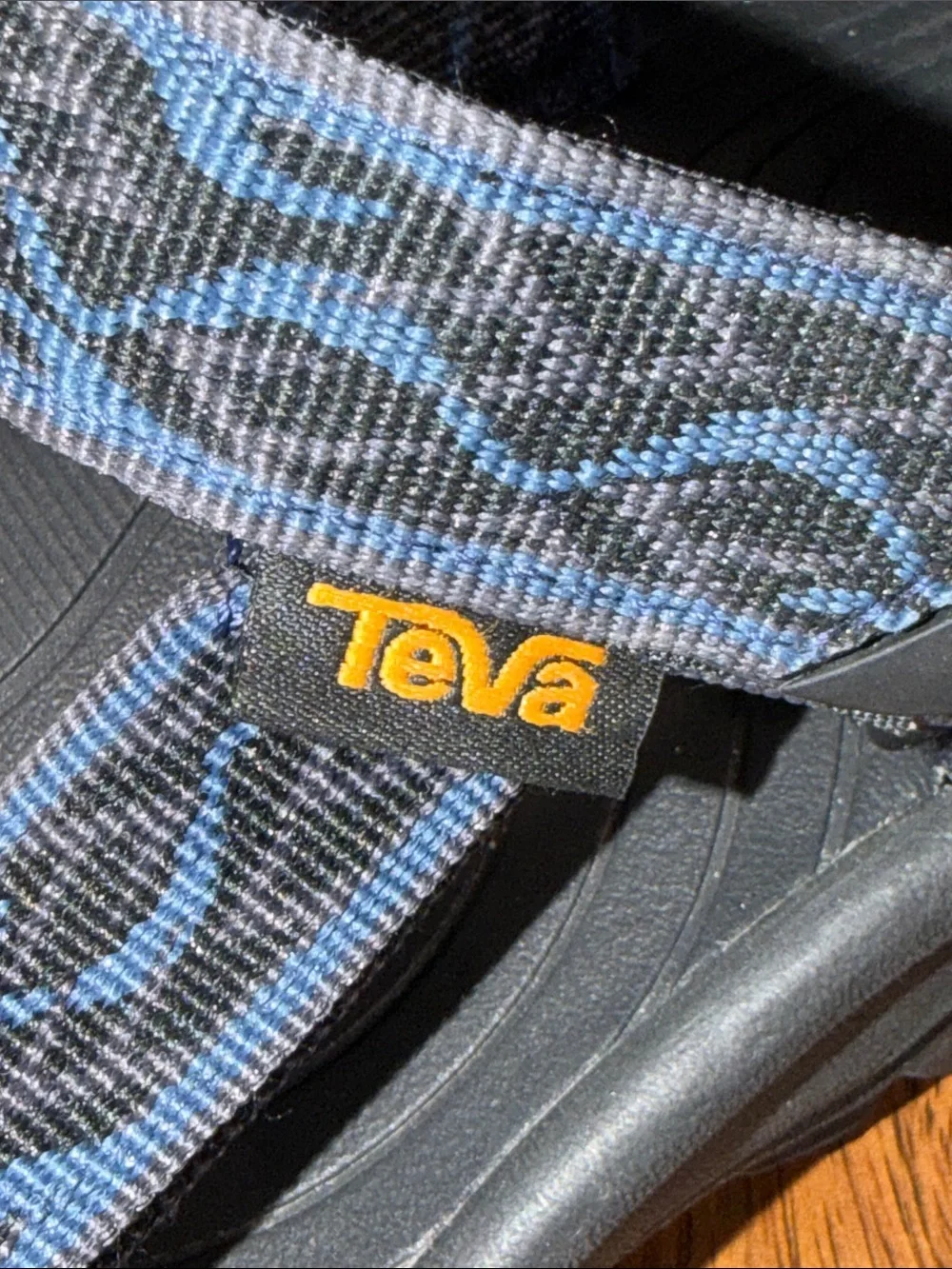 Teva  hurricane 8 Men's Navy and Black Patterned Strap Sandal
